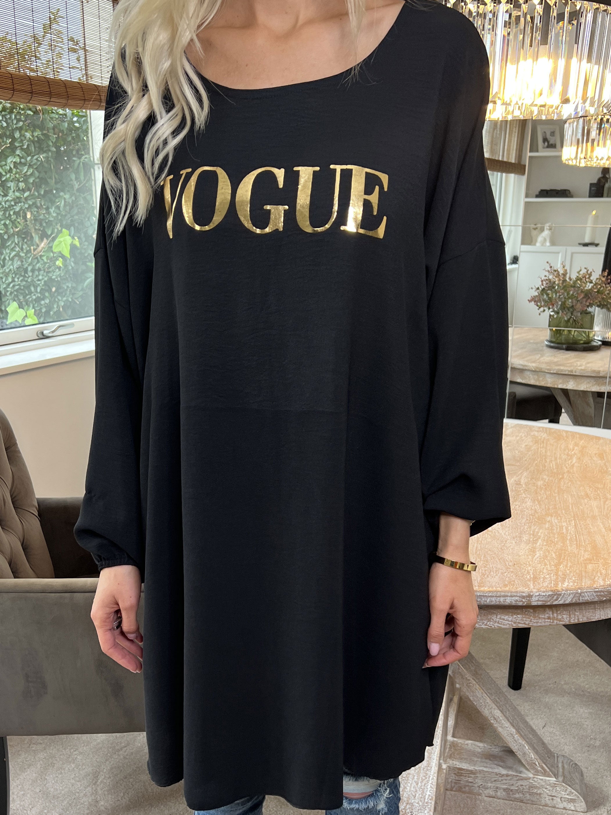 Nella - Cool kjole med skrift